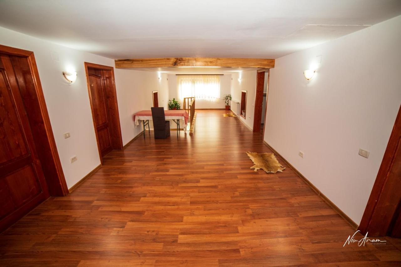 Hotel Casa Binu Arieşeni Zewnętrze zdjęcie