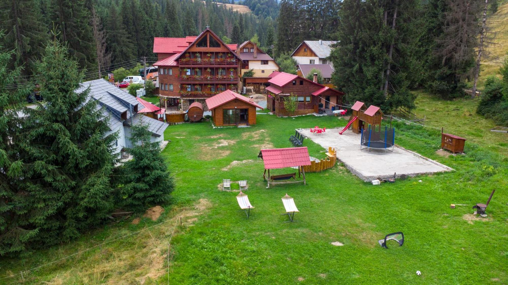 Hotel Casa Binu Arieşeni Zewnętrze zdjęcie