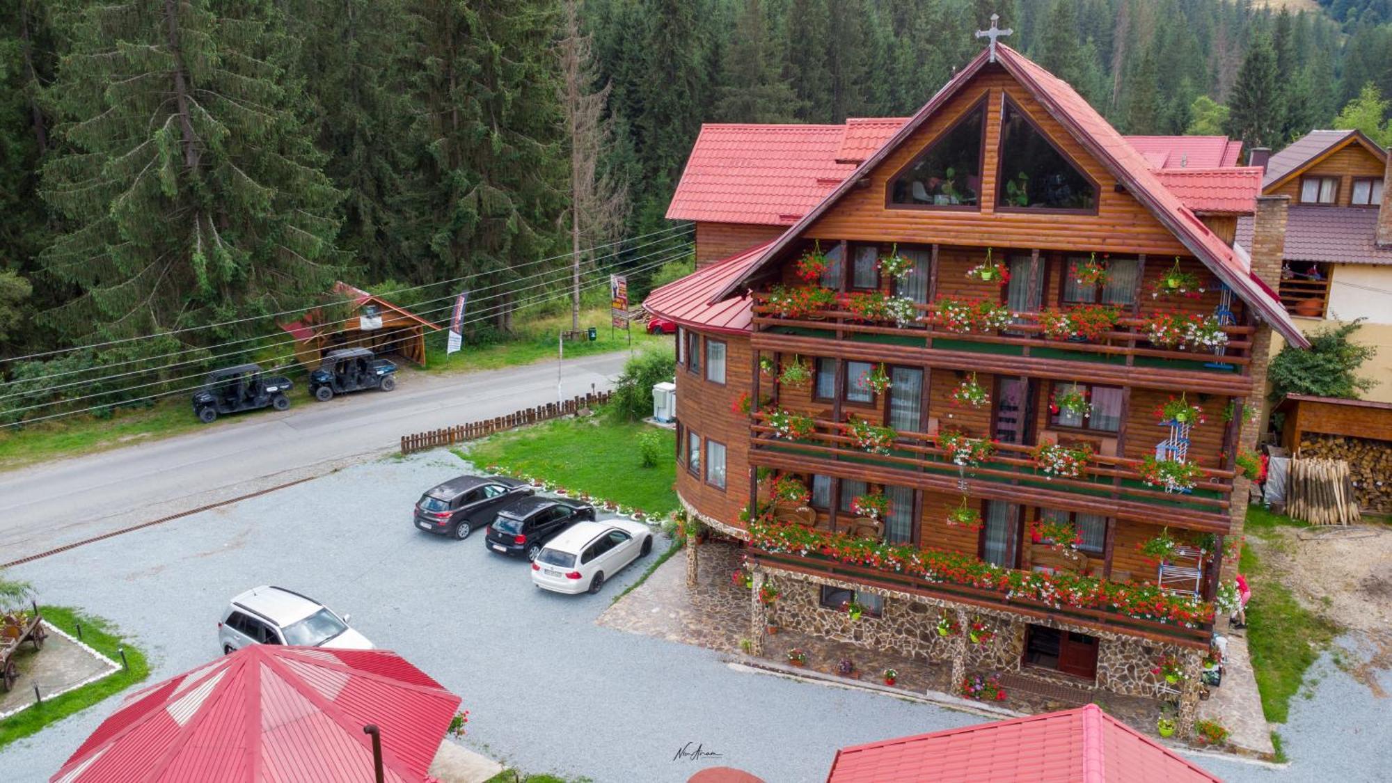 Hotel Casa Binu Arieşeni Zewnętrze zdjęcie