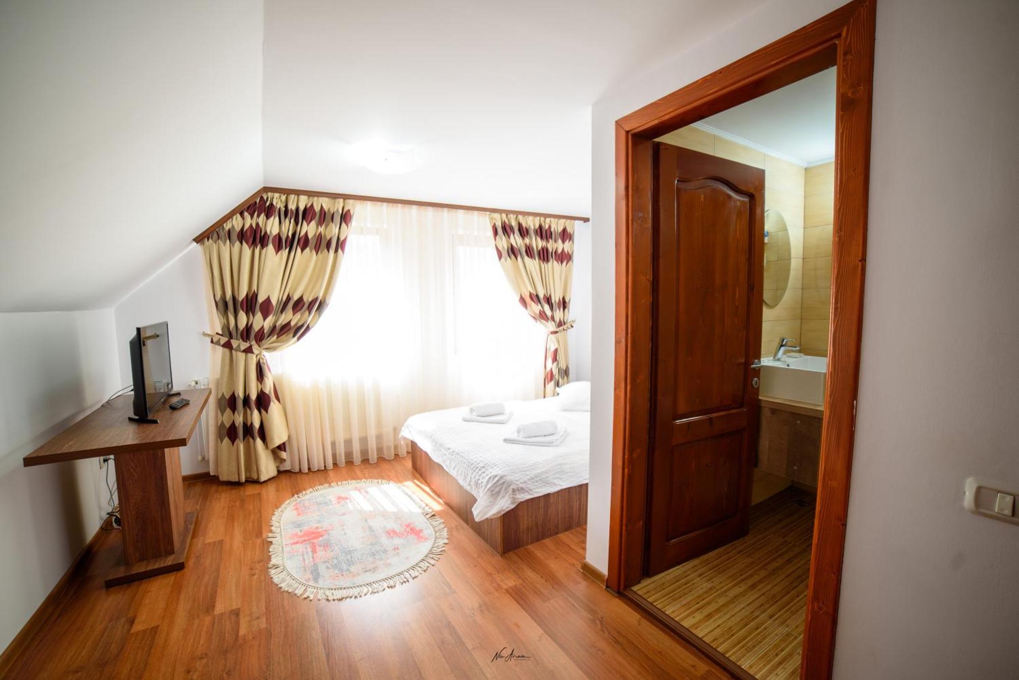 Hotel Casa Binu Arieşeni Zewnętrze zdjęcie
