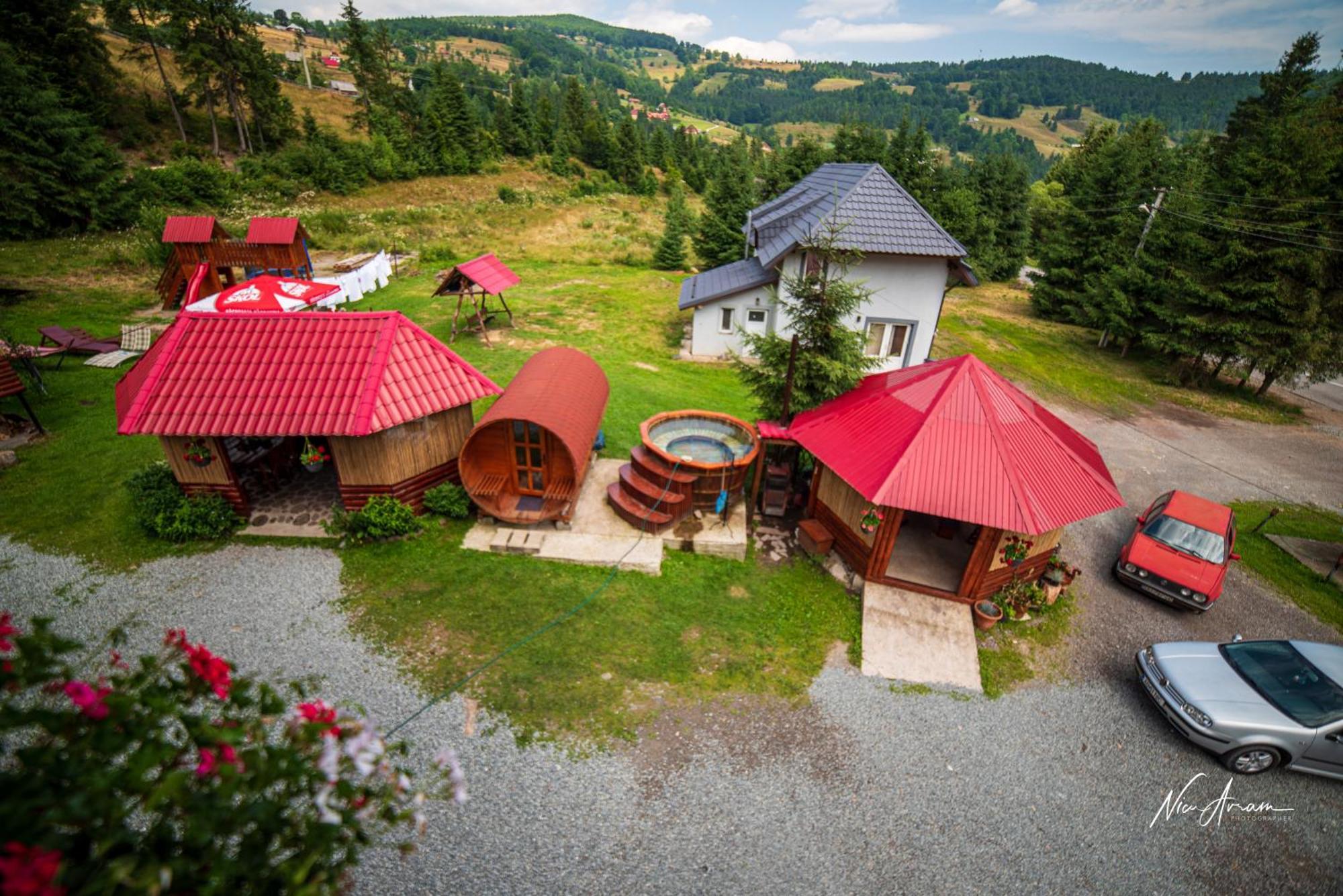 Hotel Casa Binu Arieşeni Zewnętrze zdjęcie